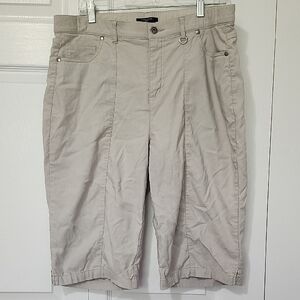 Simon Chang Women's Beige Capris